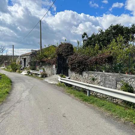 Bellalimone * Calatabiano